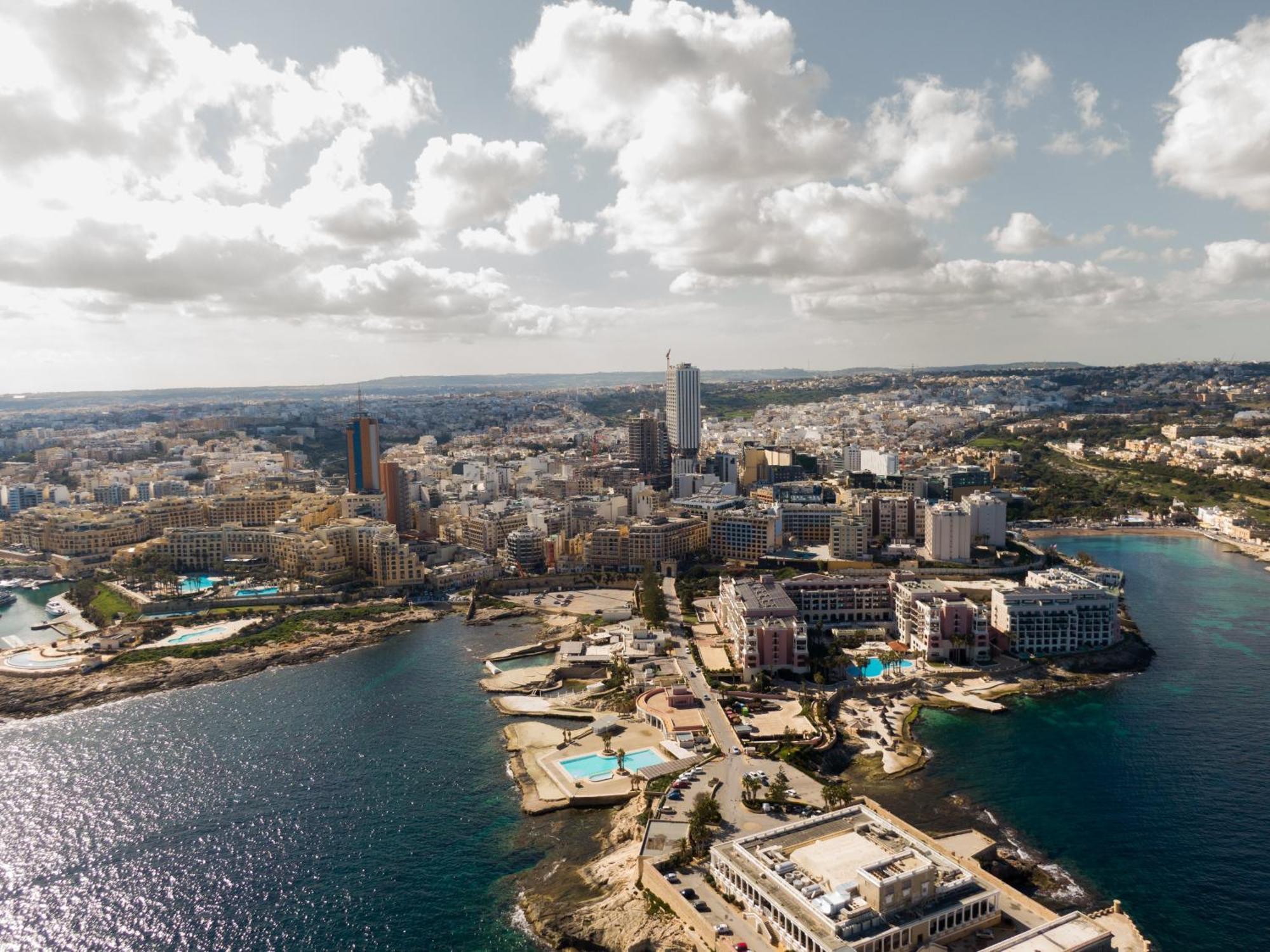 4Br Home In Prime Location Just Off The Promenade By 360 Estates Sliema Exteriör bild
