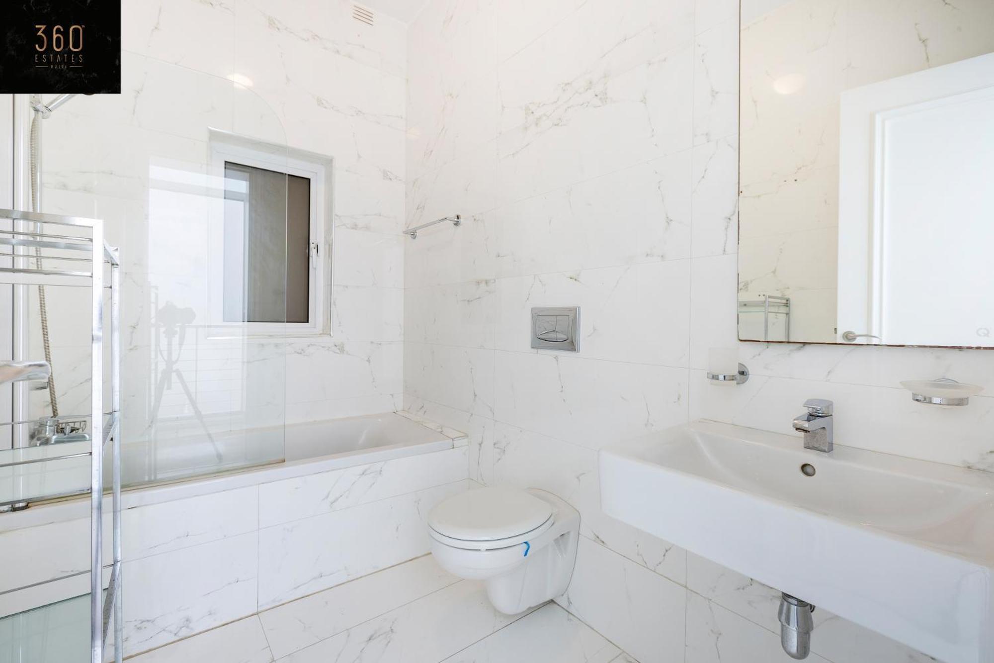 4Br Home In Prime Location Just Off The Promenade By 360 Estates Sliema Exteriör bild